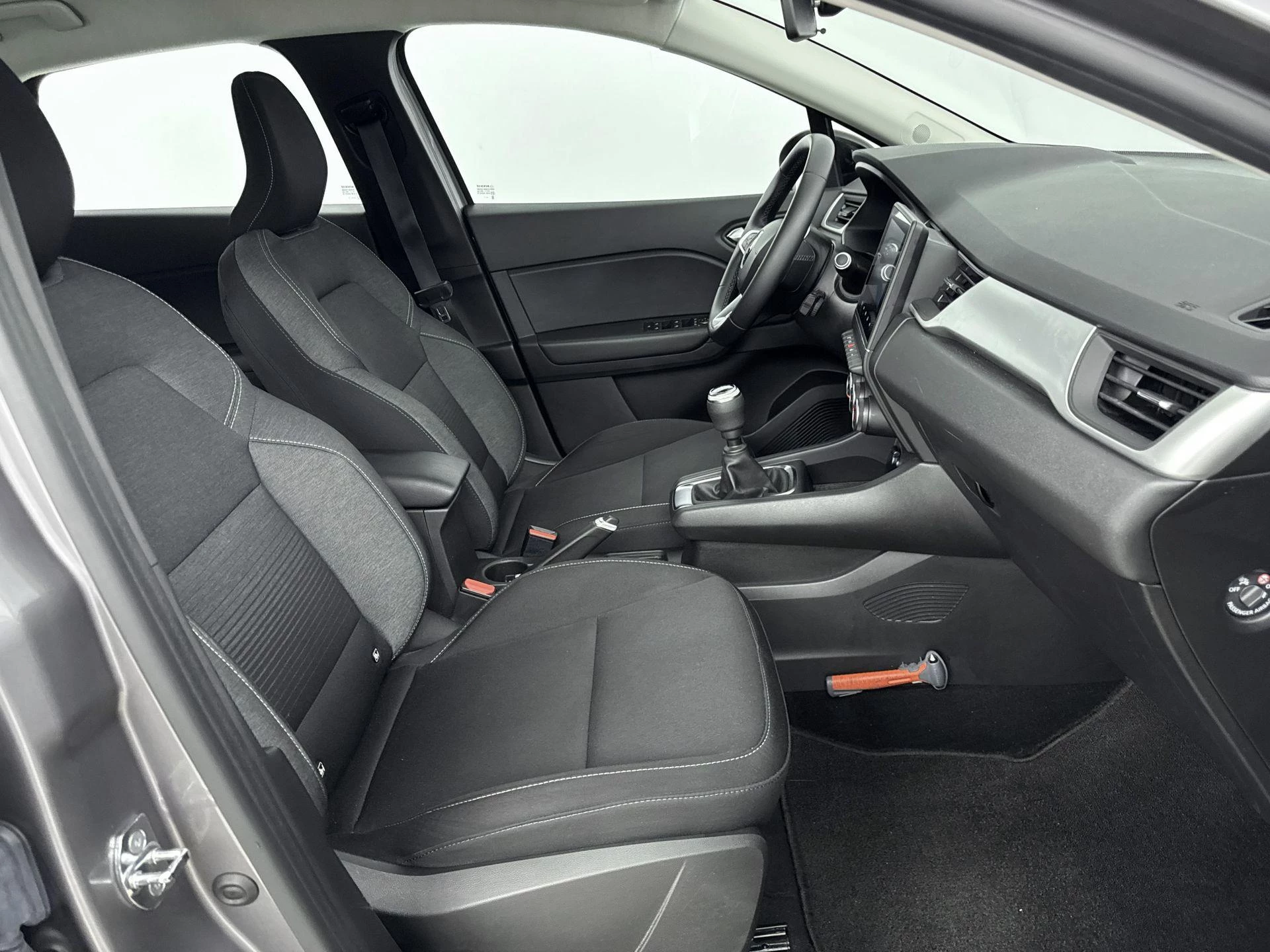 Renault-Captur-image-29