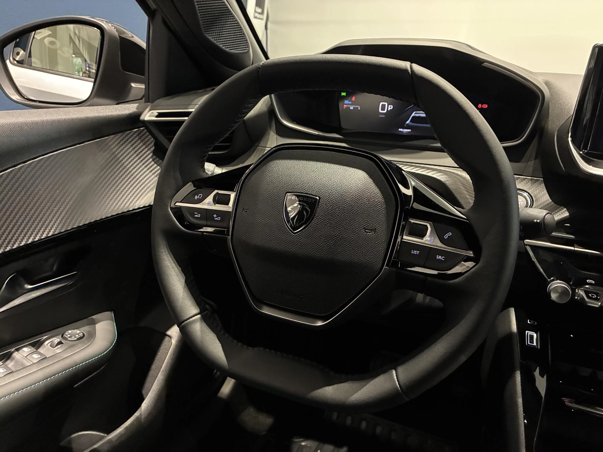 Peugeot-208-image-6