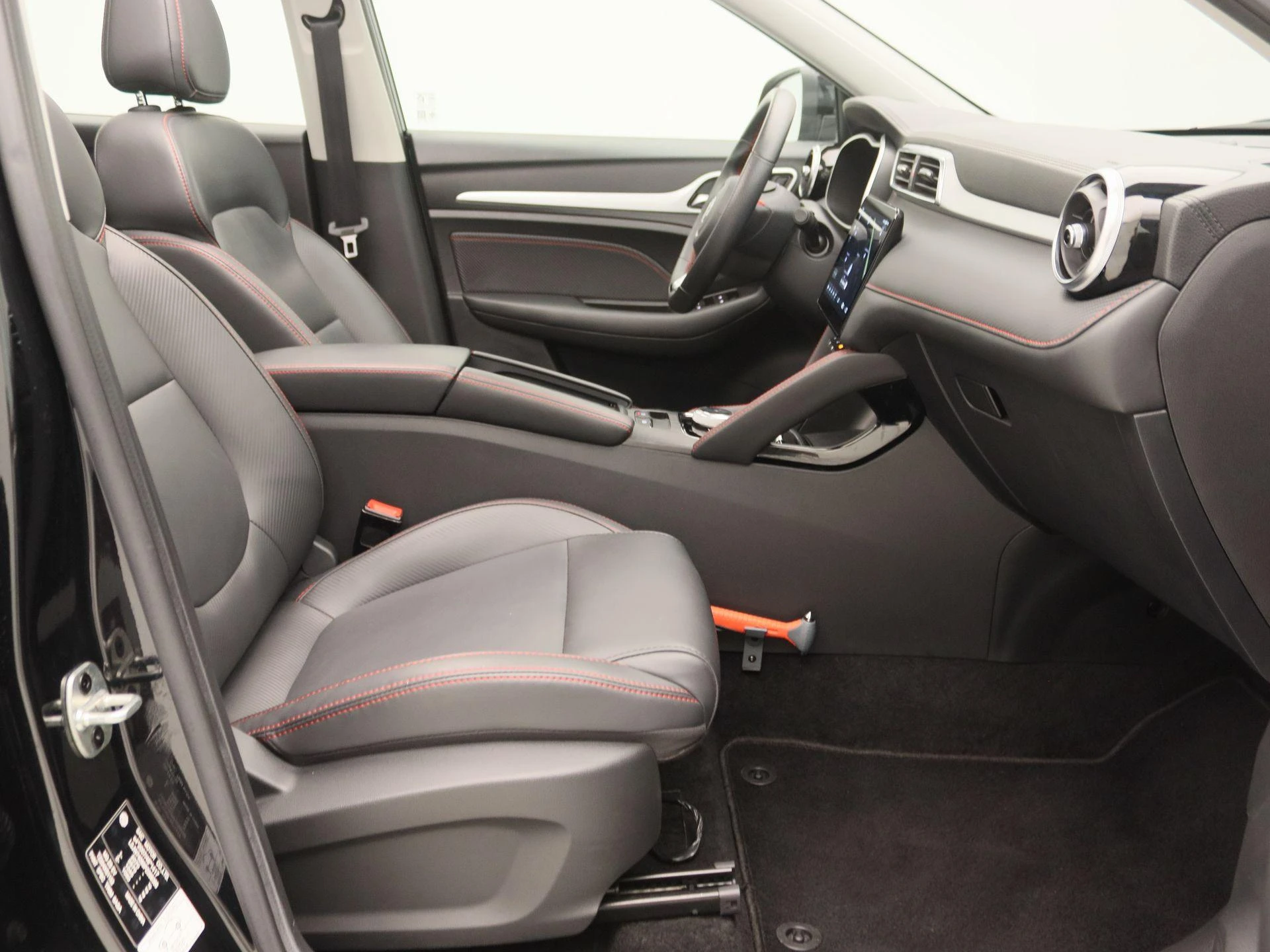 MG-ZS EV-image-23