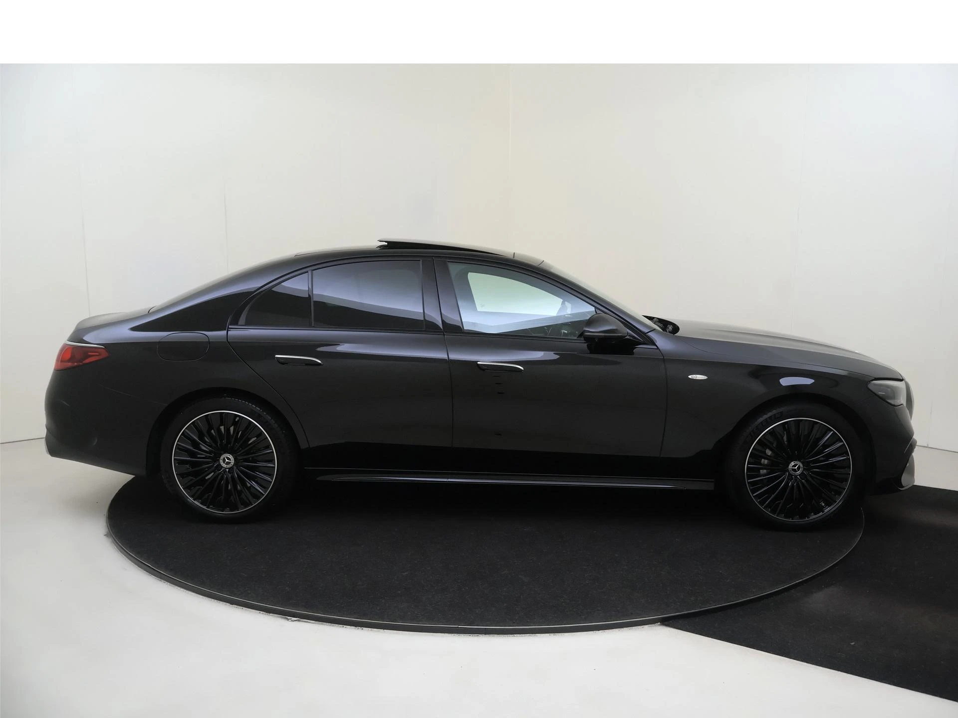 Mercedes-Benz E-Klasse 300 e Sport Edition