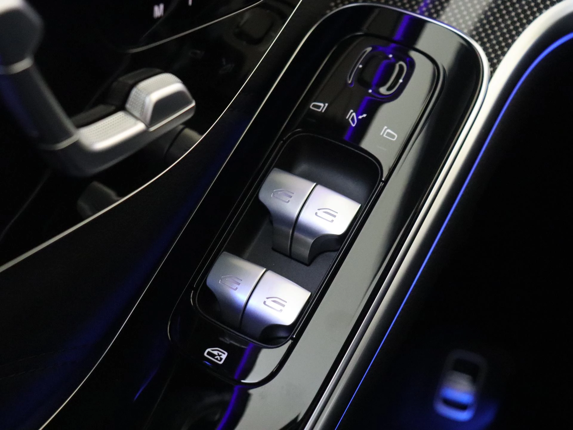 Mercedes-Benz-S-Klasse-image-31