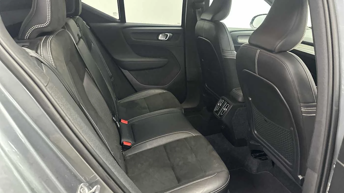 Volvo-XC40-image-7