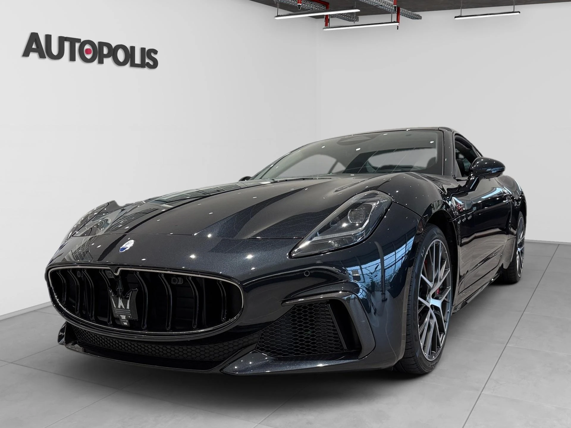 Maserati-GranTurismo-image-16