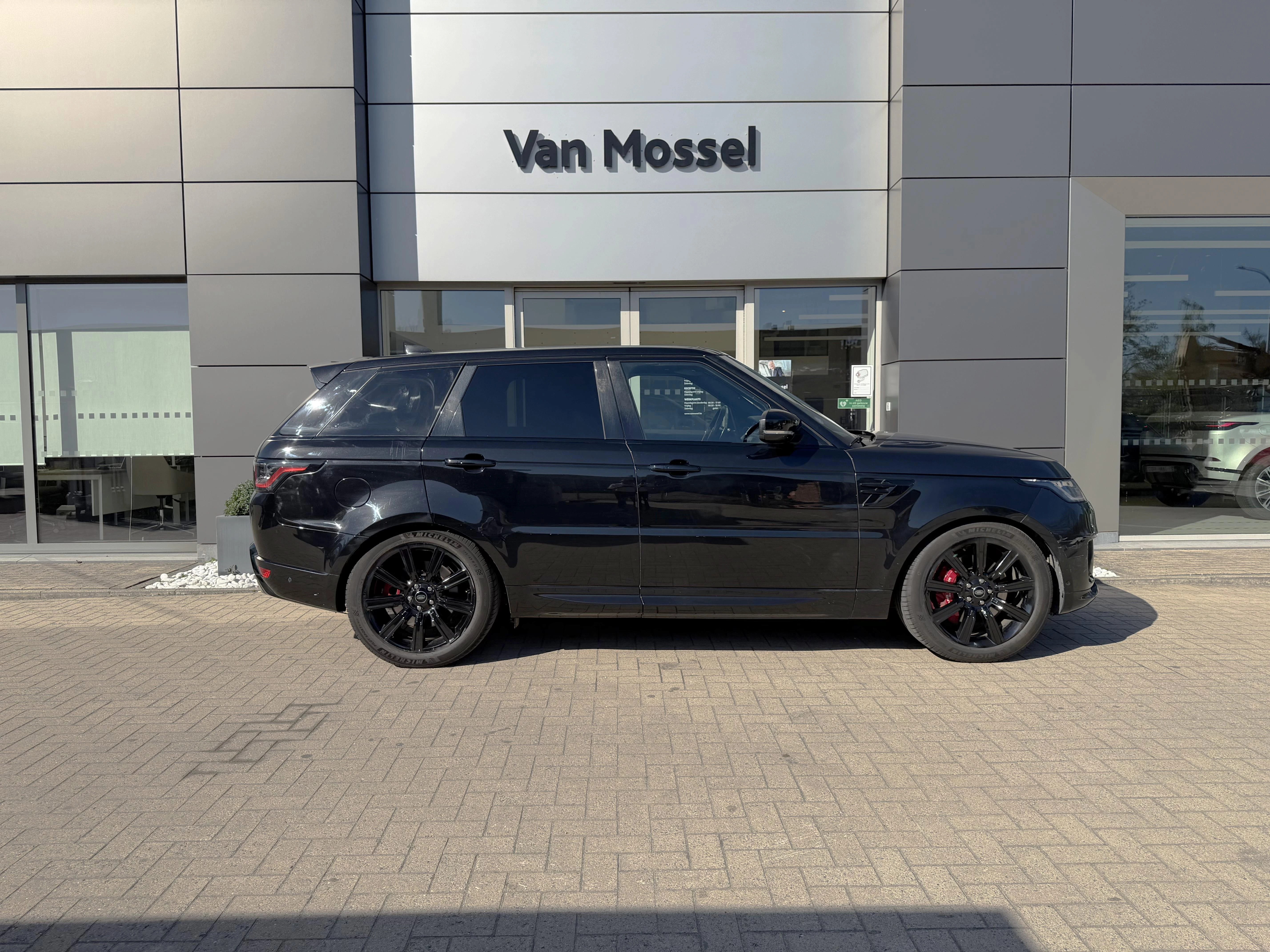 Land Rover Range Rover Sport P400e HSE Dynamic