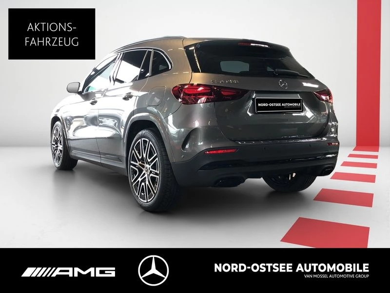 Mercedes-Benz GLA 200 AMG NIGHT PANO AHK DISTRONIC 20-ZOLL AMG LineC118 GLA 200 AMG NIGHT PANO AHK DISTRONIC 20-ZOLL AMG Line