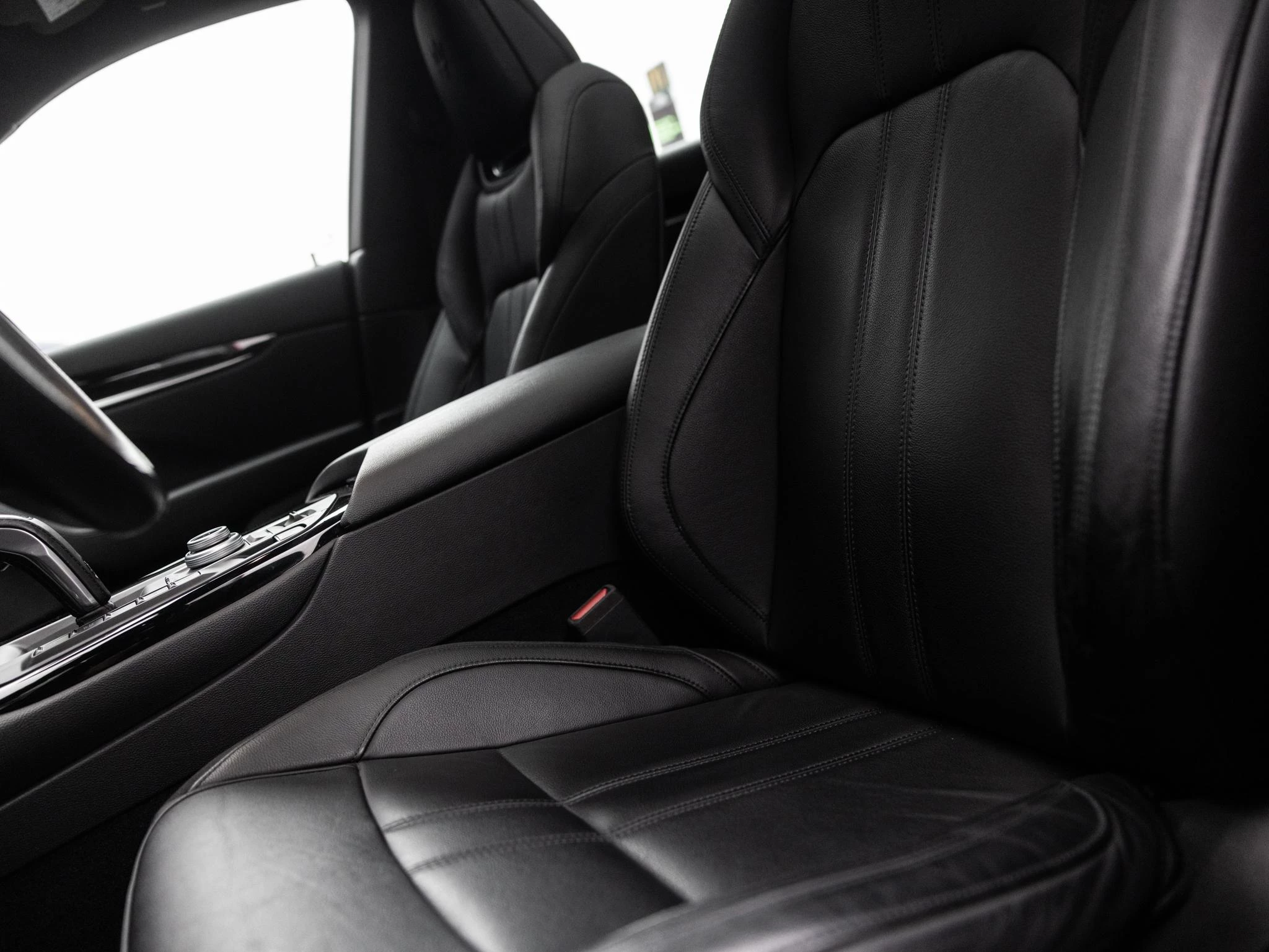 Maserati-Levante-image-23