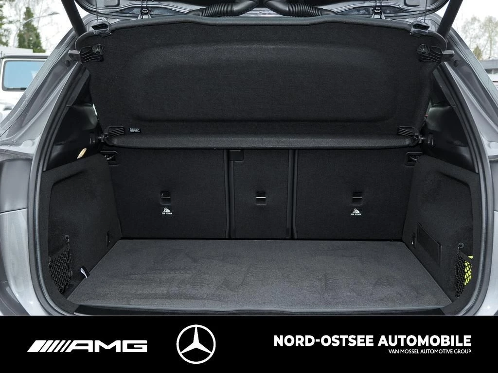 Mercedes-Benz-GLA-image-12