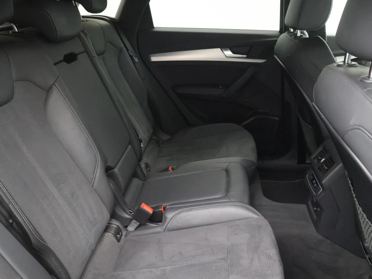 Audi Q5 PHEV Competition 55 TFSI e *S-LINE*367PK*AUTOMAAT*PLUG-IN*CAMERA*B&O*...