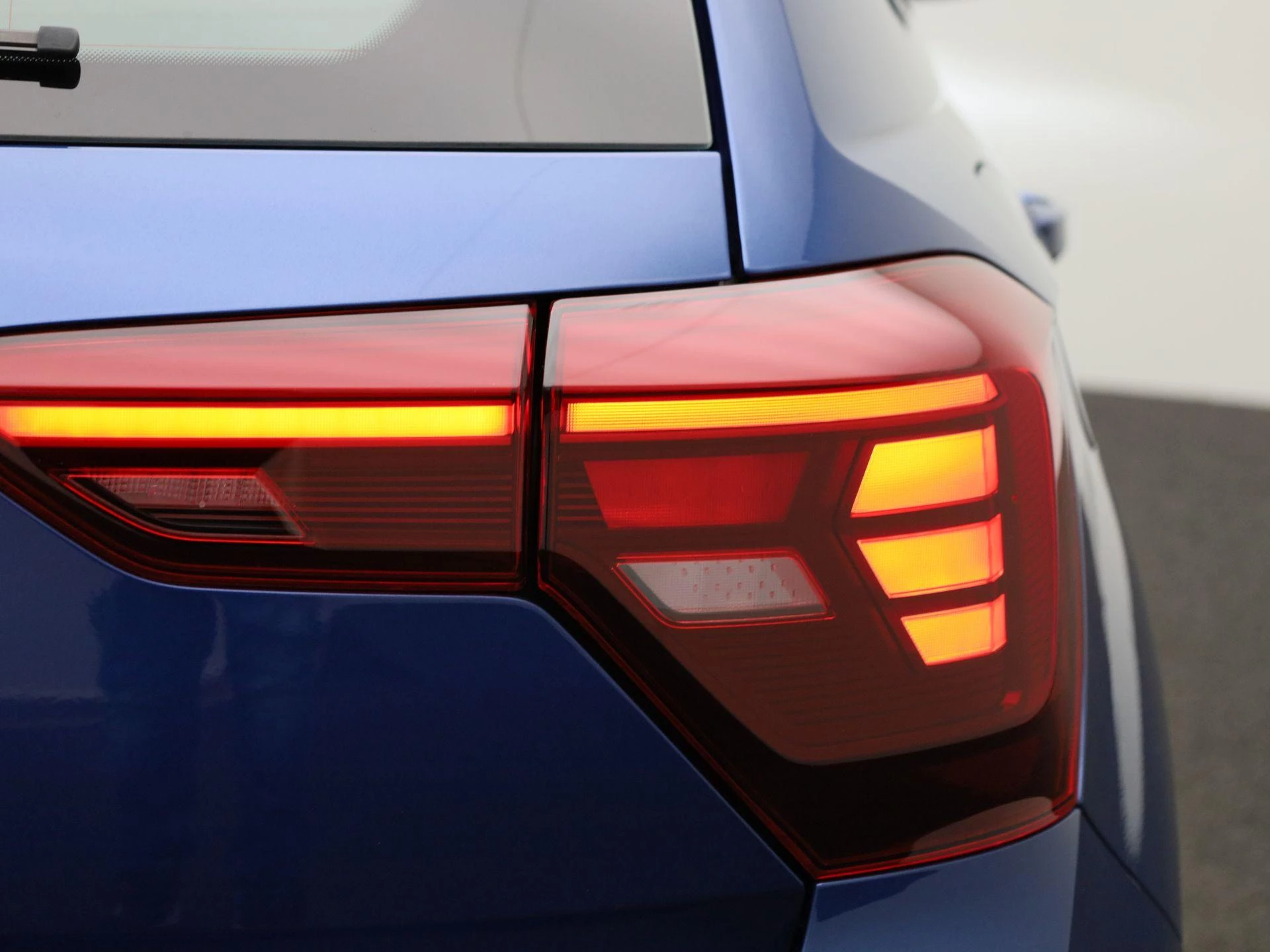 Volkswagen-Polo-image-32
