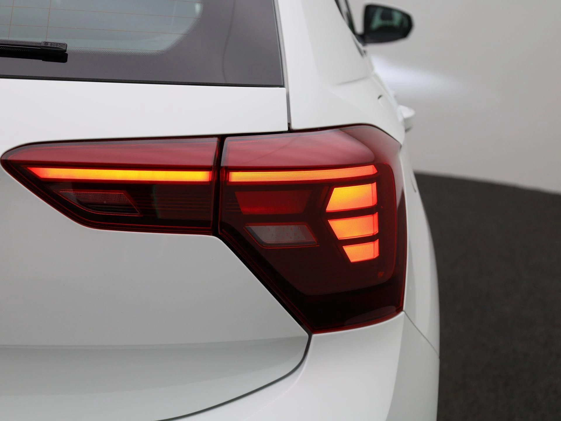 Volkswagen-Polo-image-34