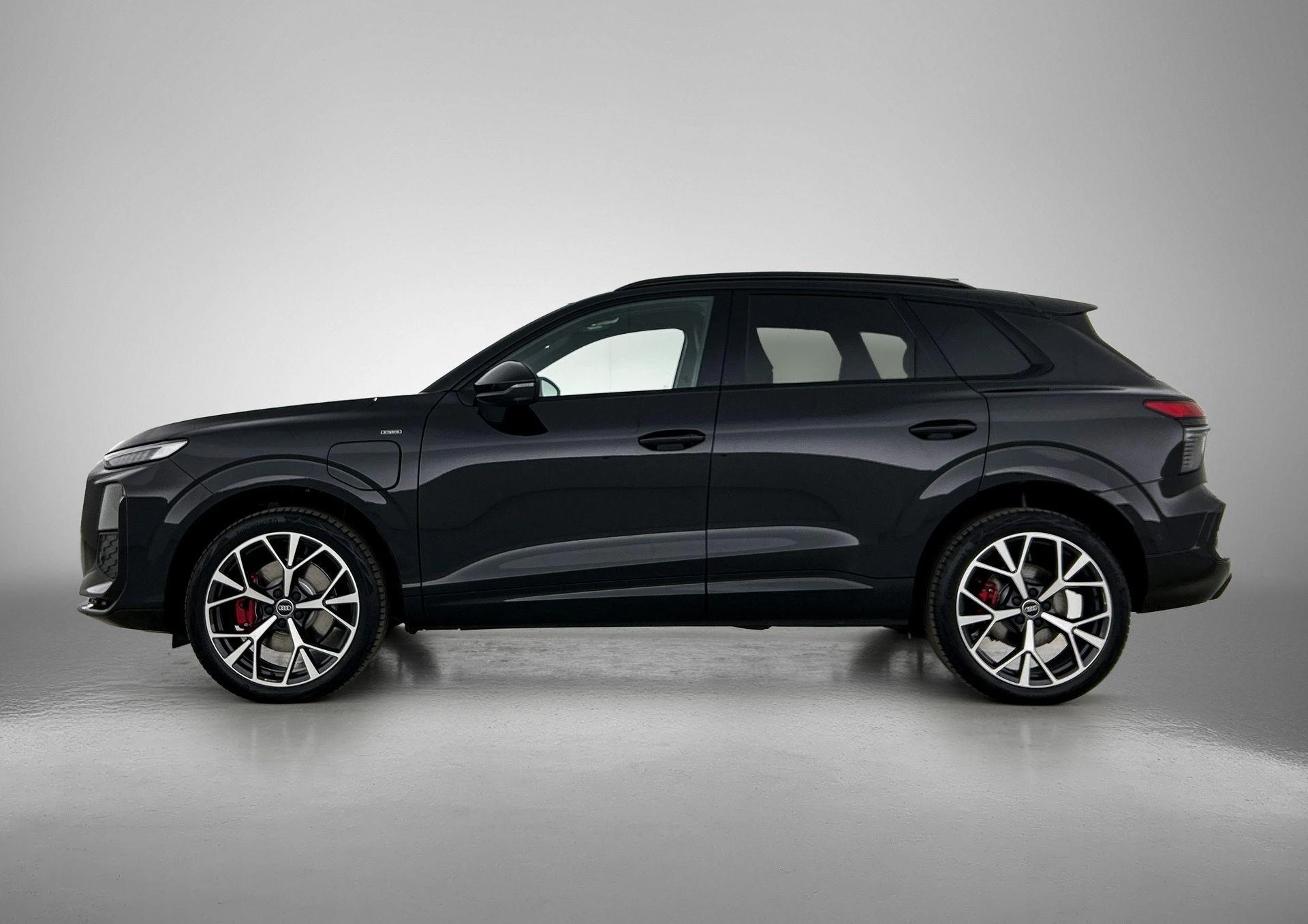 Audi-Q3-image-1