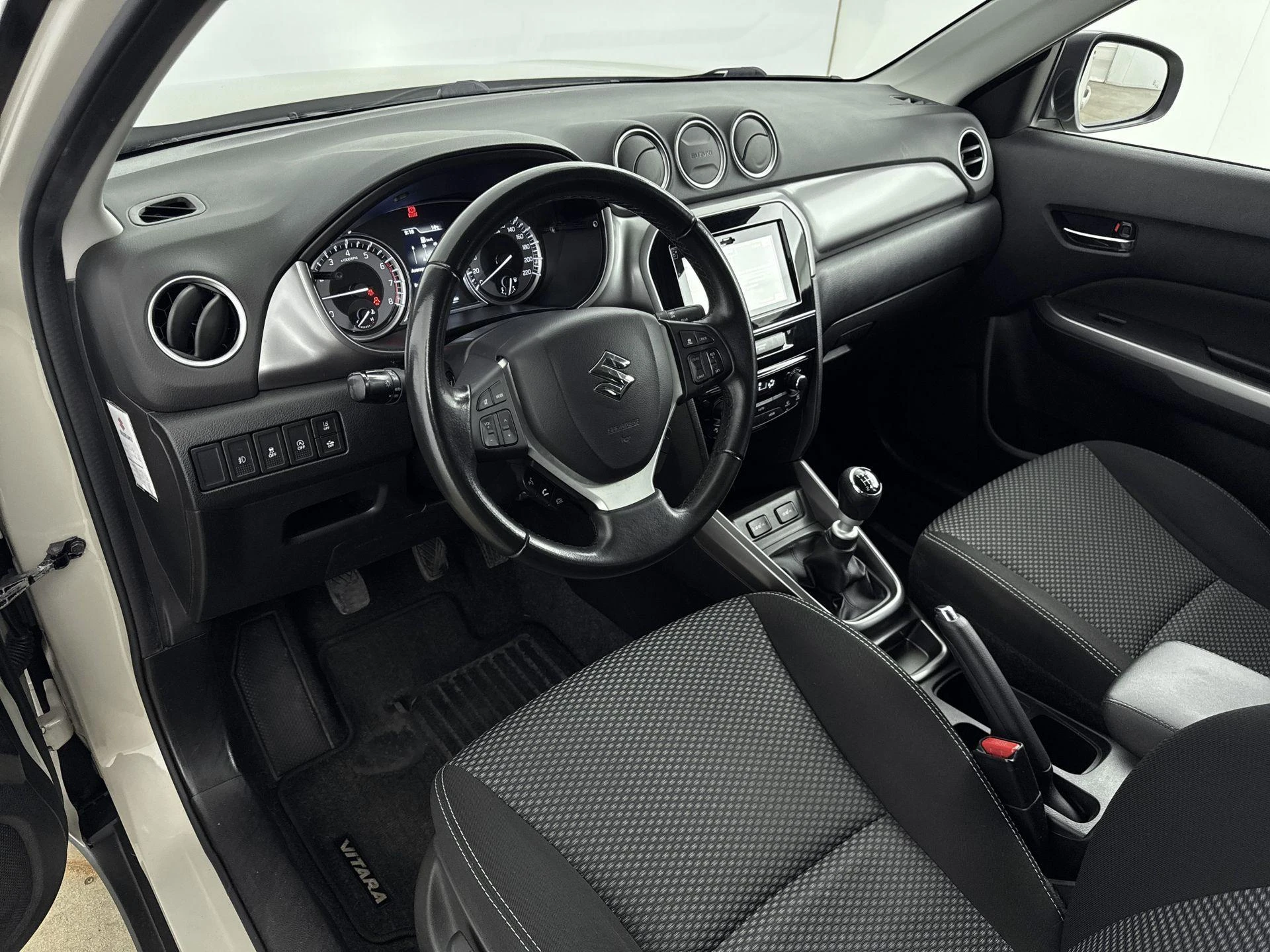 Suzuki-Vitara-image-17