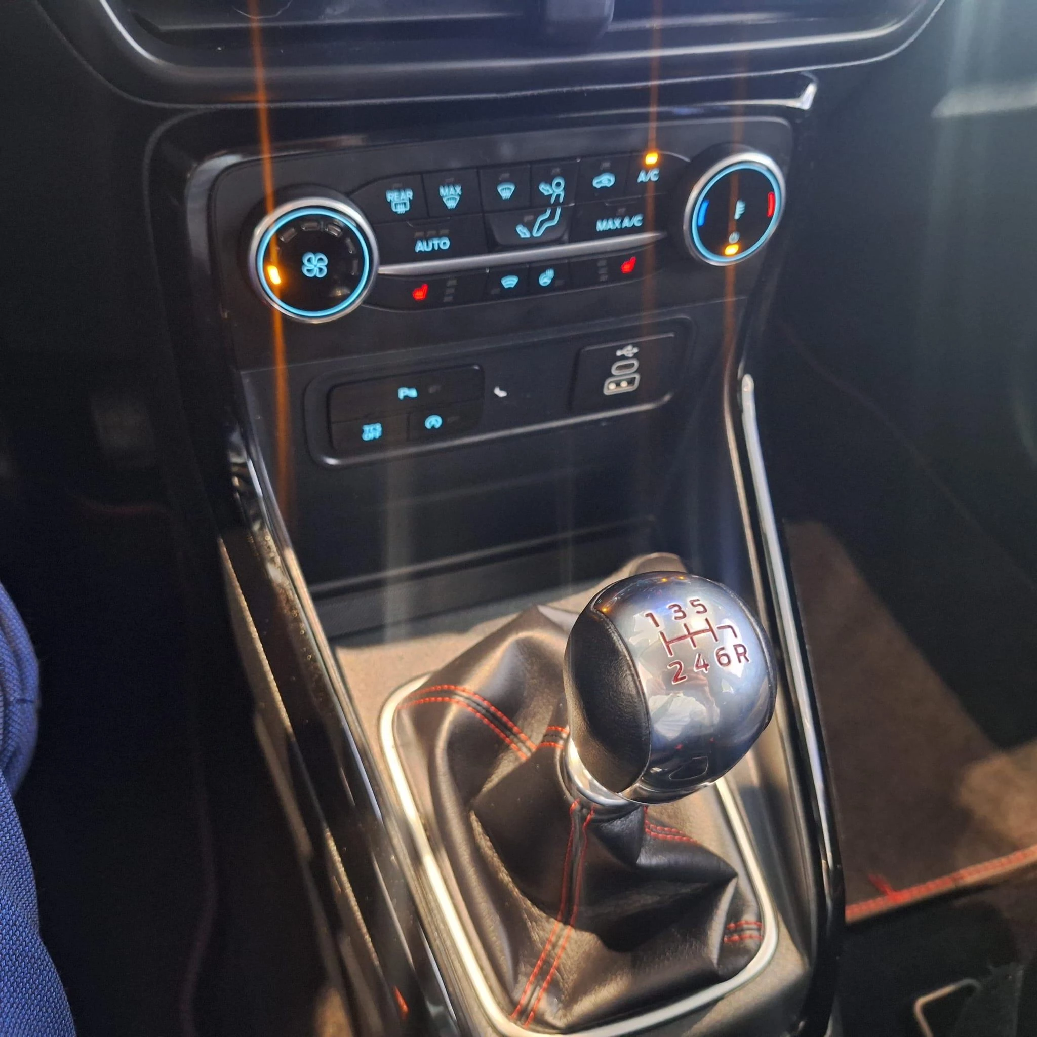 Ford-EcoSport-image-29