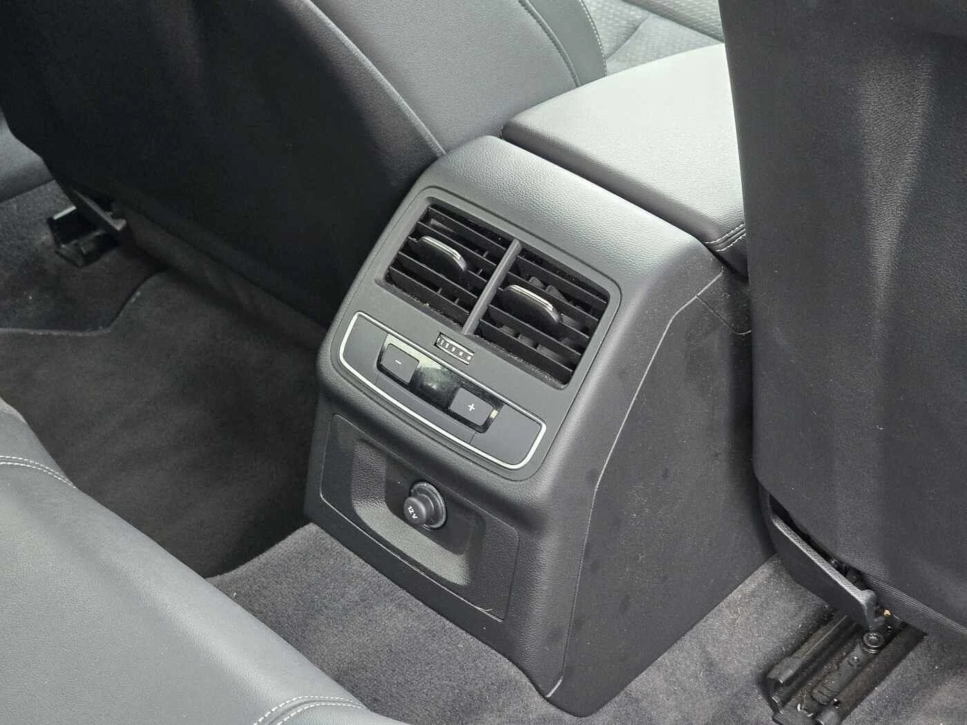 Audi-A4-image-32