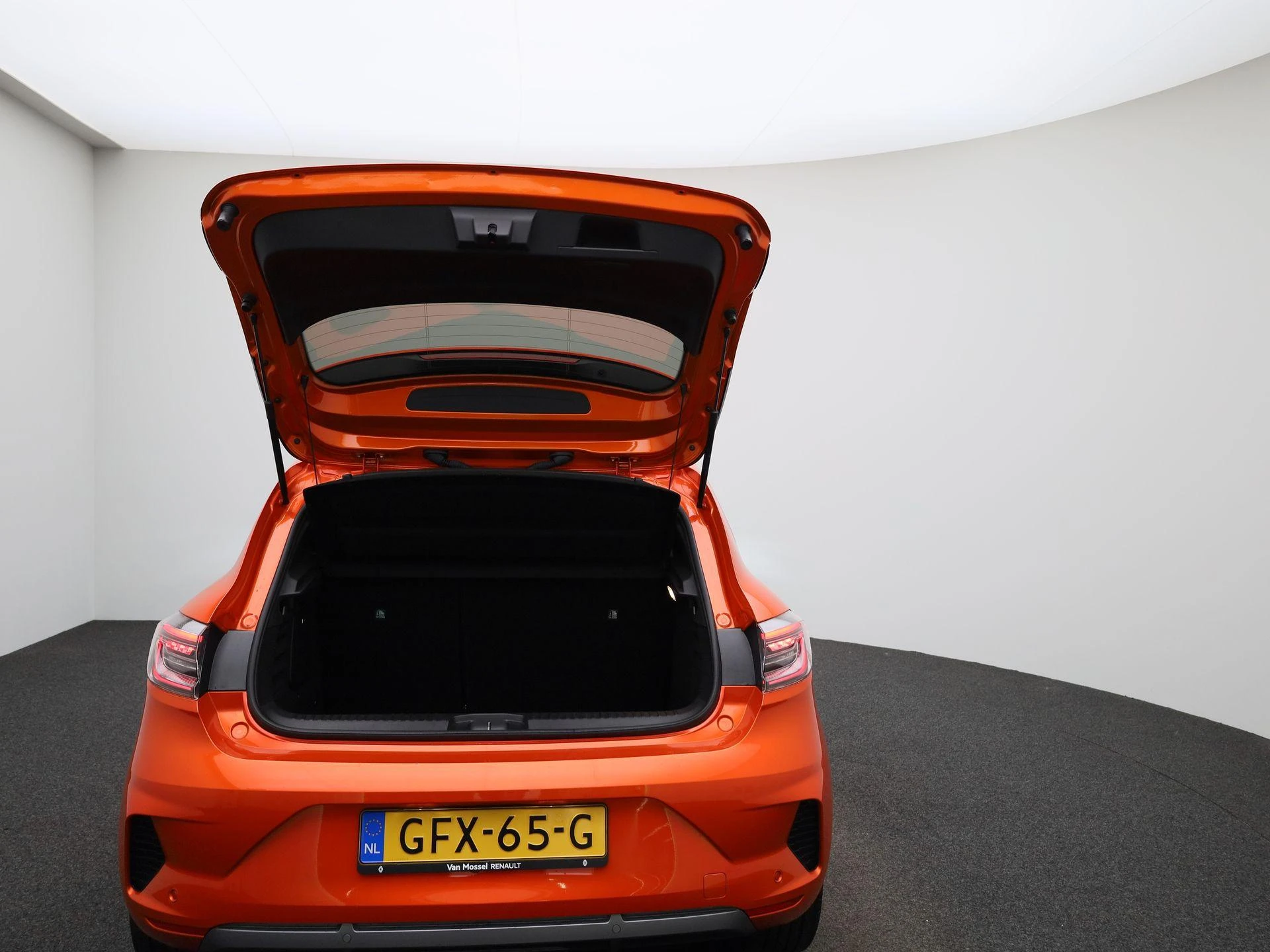 Renault Clio - 11