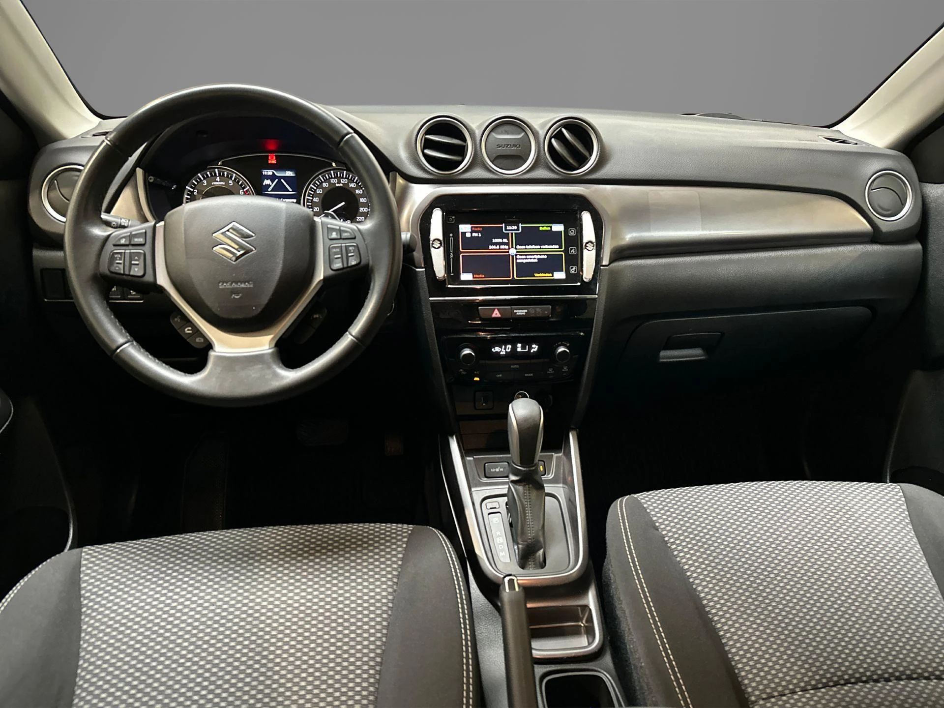 Suzuki-Vitara-image-12