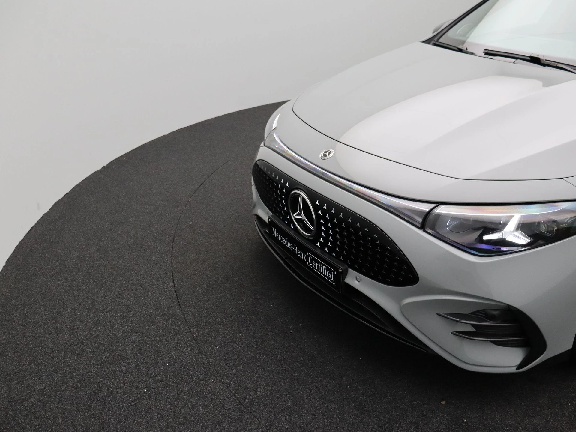 Mercedes-Benz-CLA-image-30