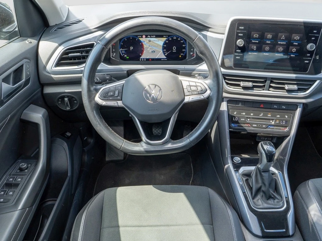 Volkswagen T-Roc 1.5 TSI DSG Style Navi, Rear-View, AHK,ZGV