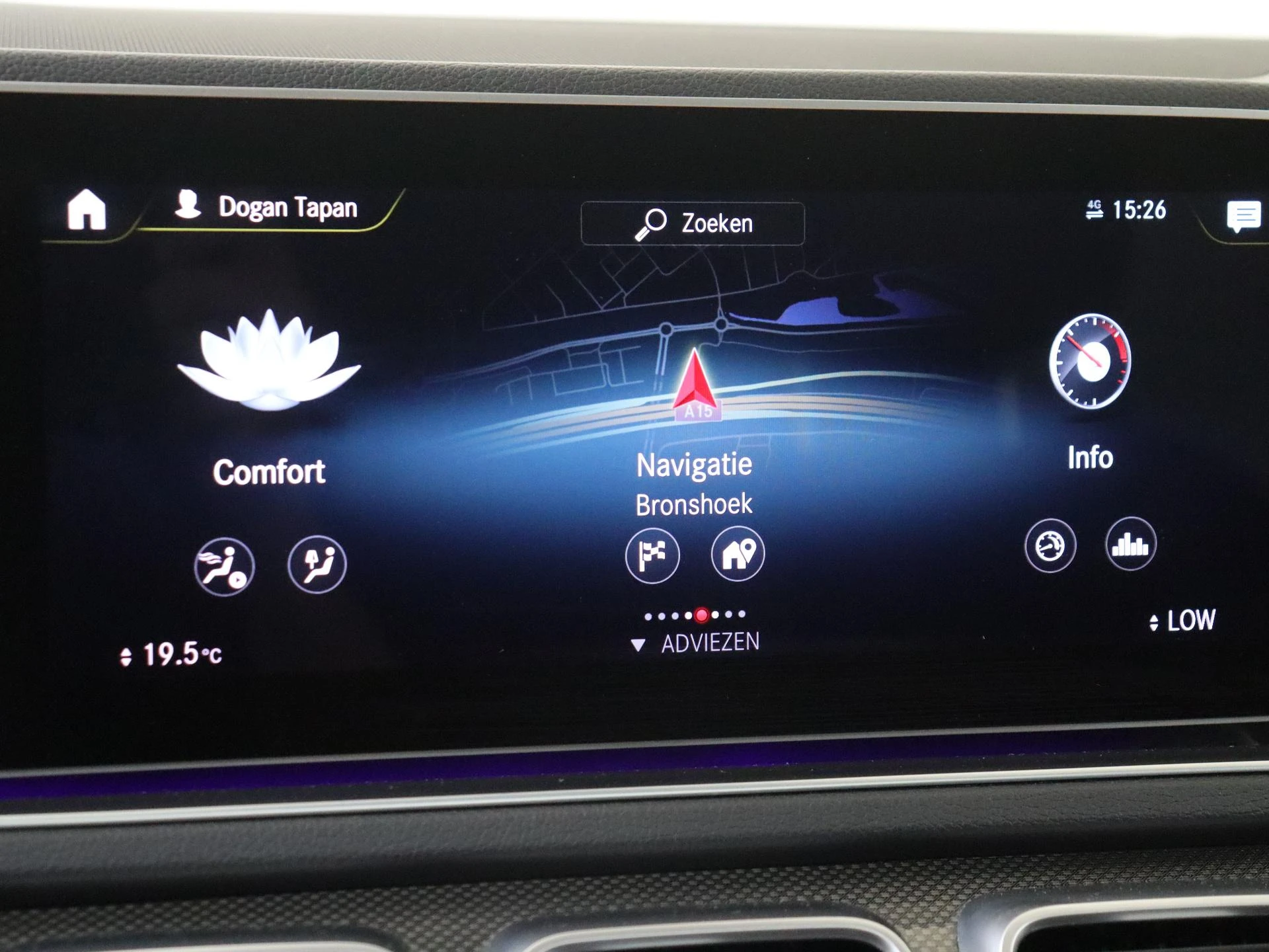 Mercedes-Benz-GLE-image-15