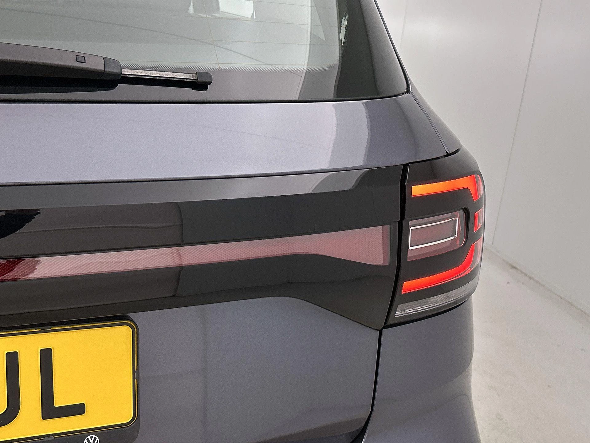 Volkswagen-T-Cross-image-17