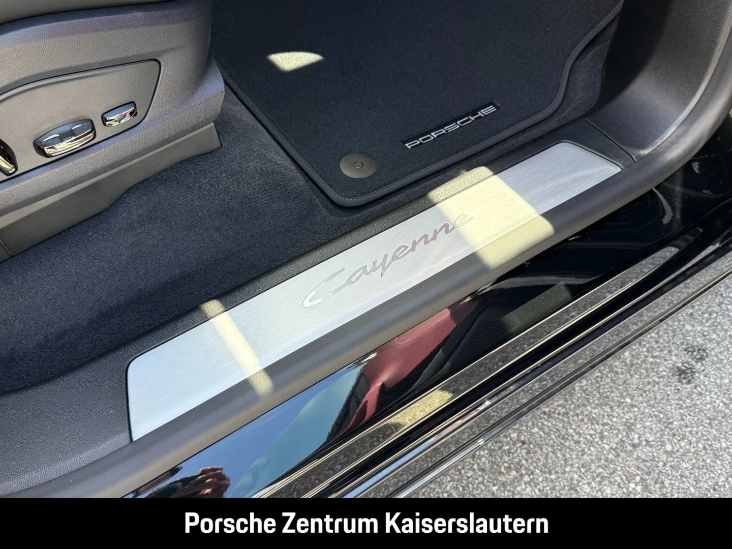 Porsche Cayenne Electric HA-Lenkung Head-Up LED-Matrix -