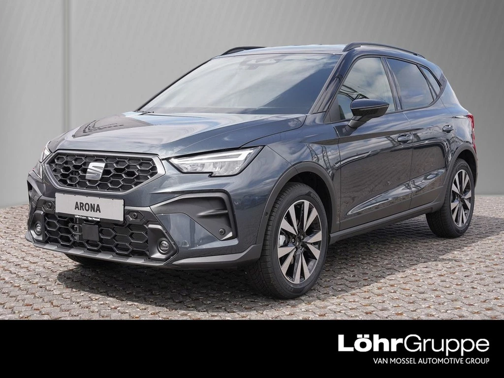 SEAT-Arona-image-0