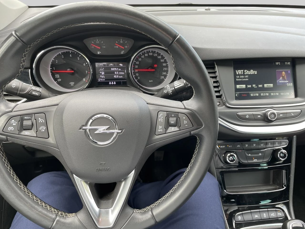 Opel-Astra-image-12
