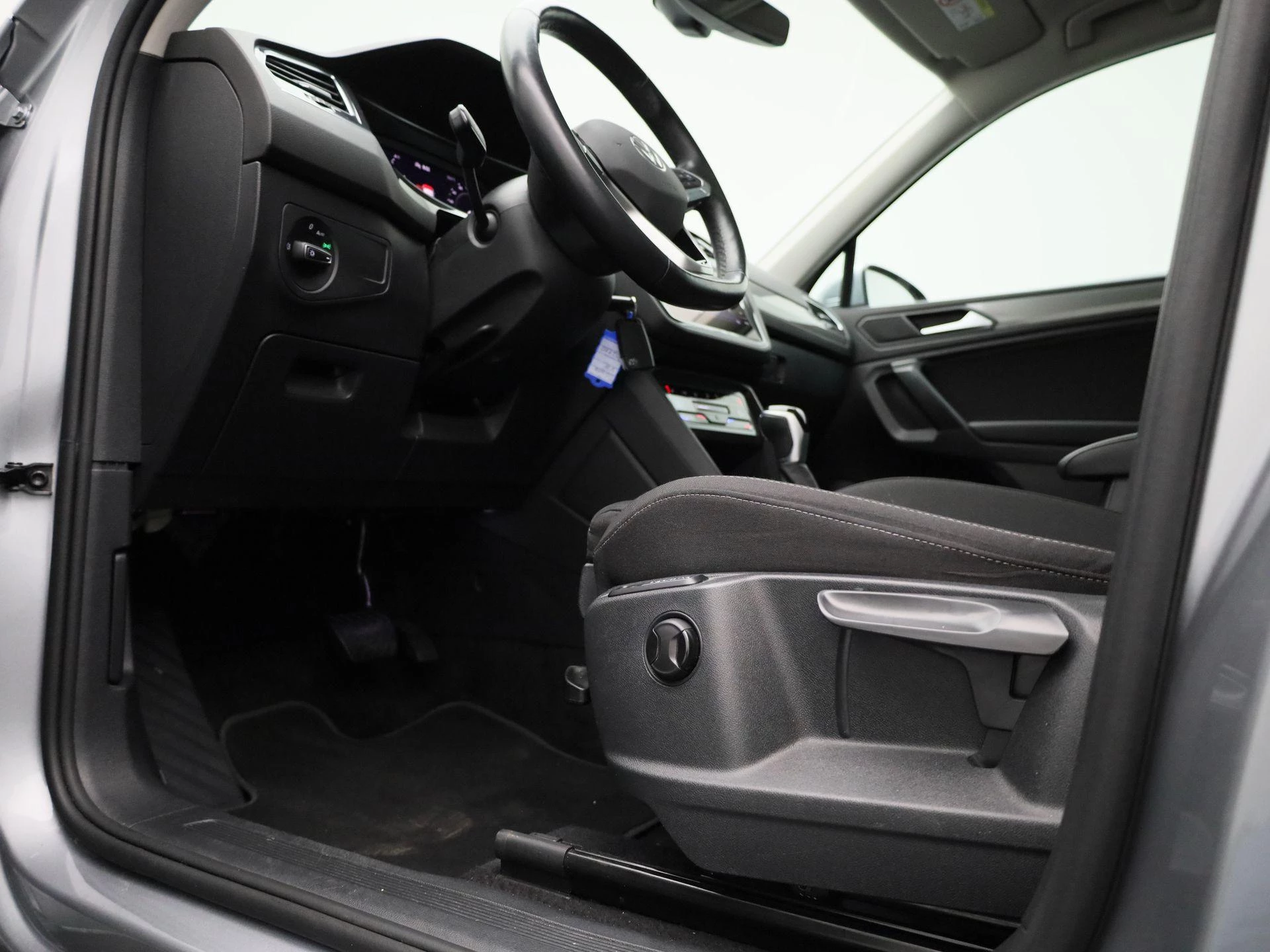 Volkswagen-Tiguan Allspace-image-34