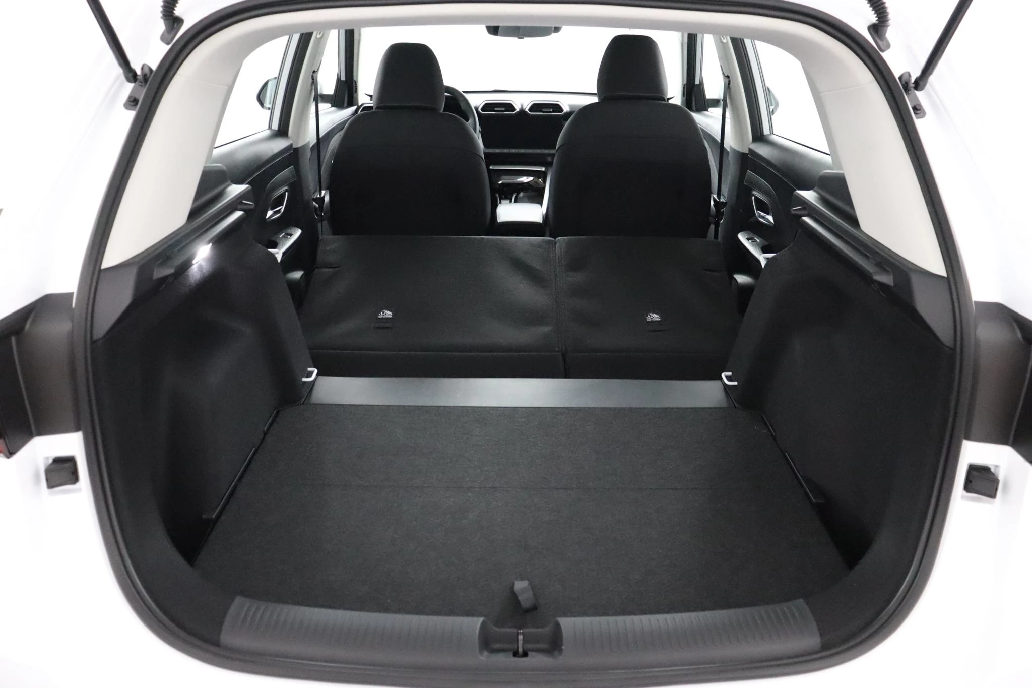 MG-ZS-image-21