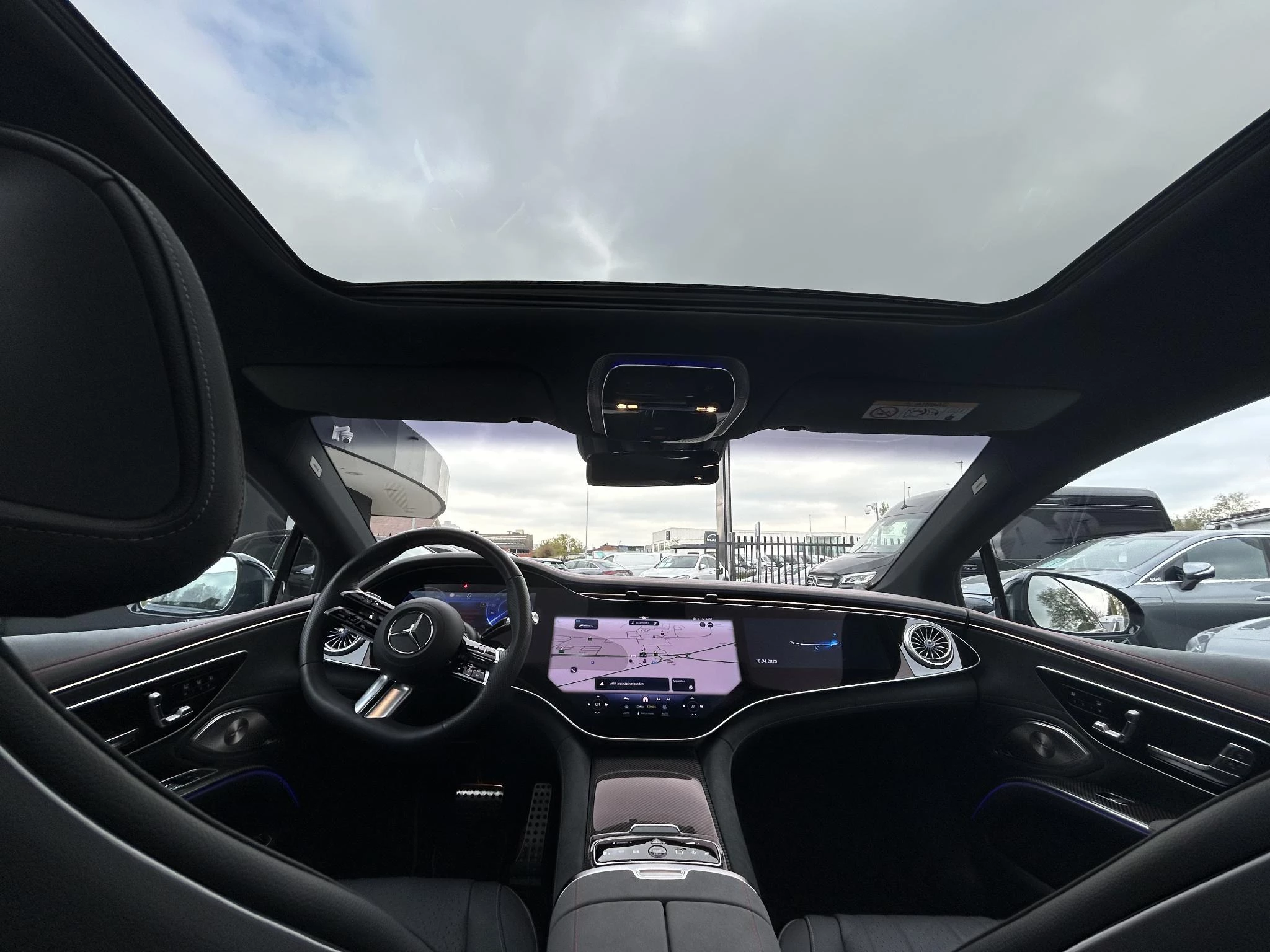 Mercedes-Benz-EQS-image-7