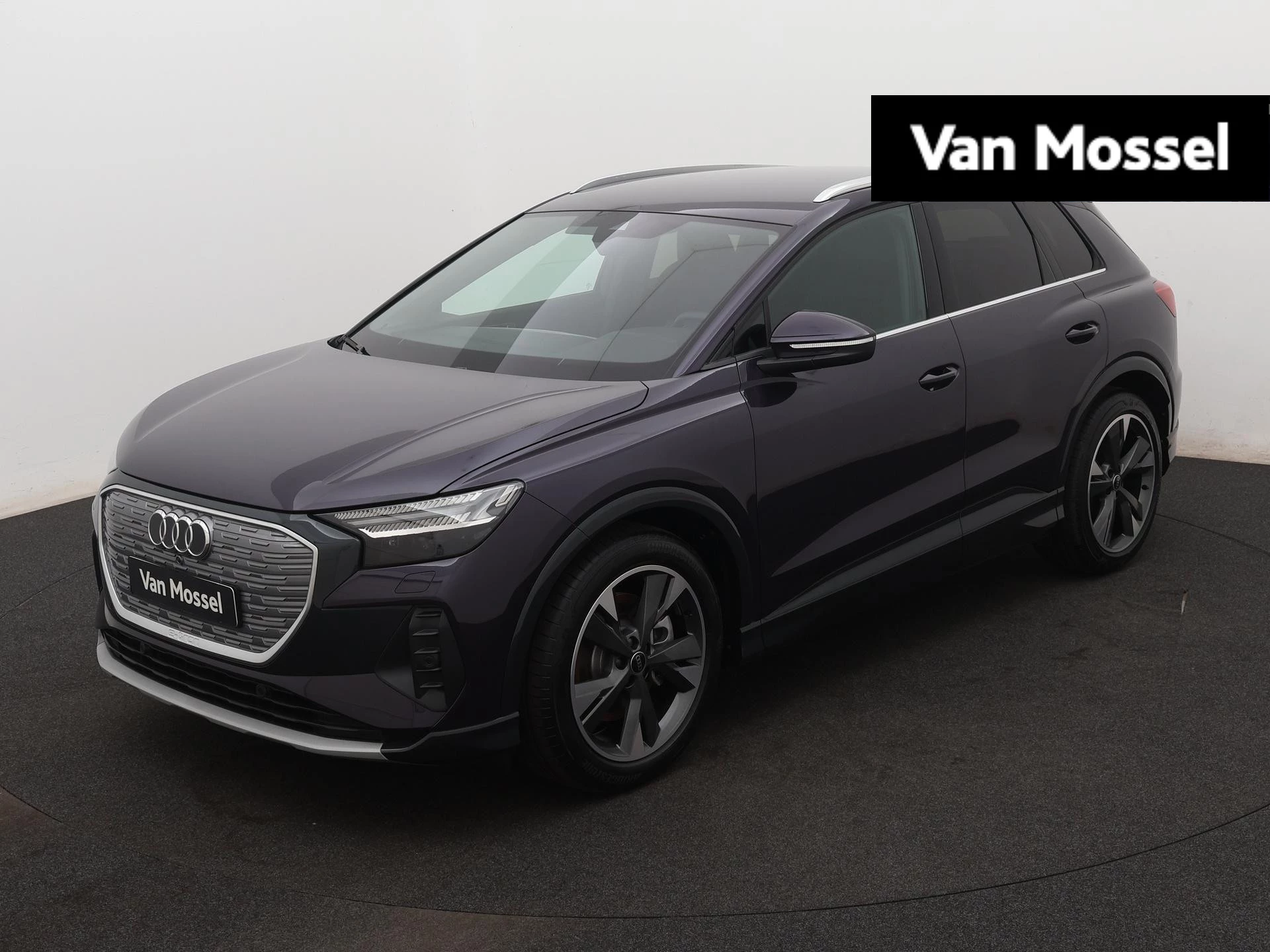 Audi-Q4 e-tron-image-0