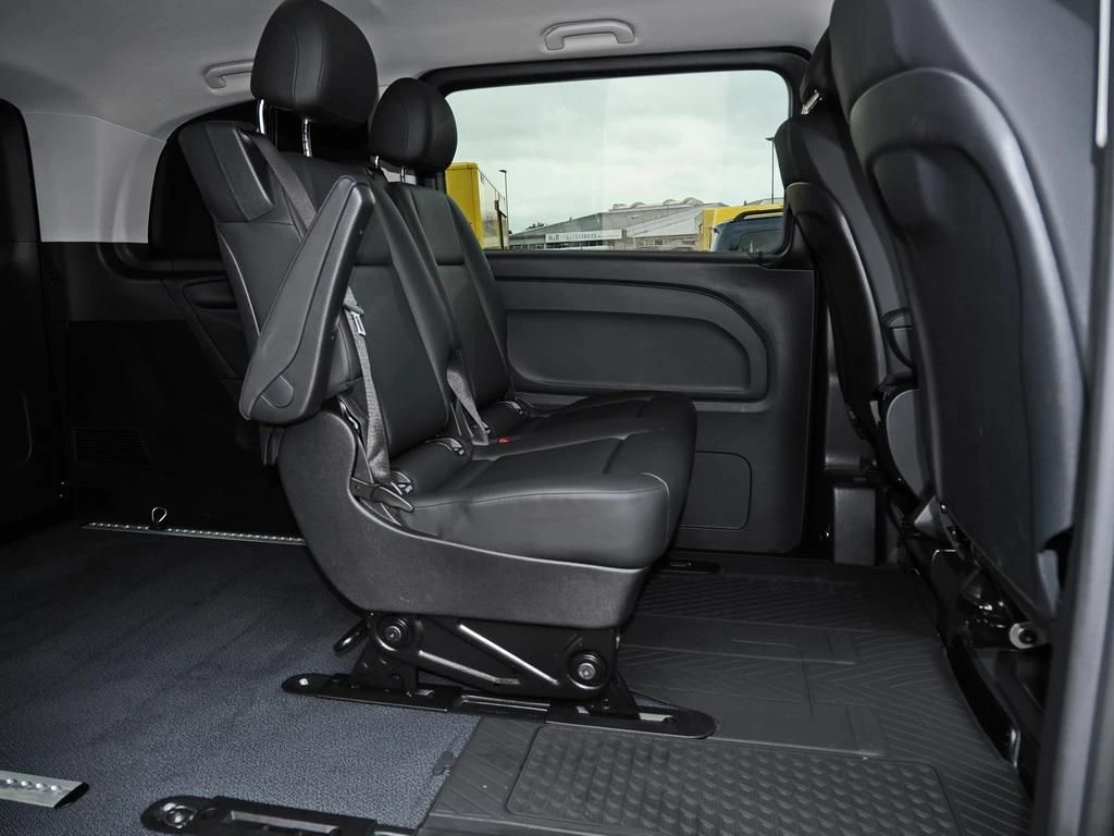 Mercedes-Benz-Vito 124-image-11