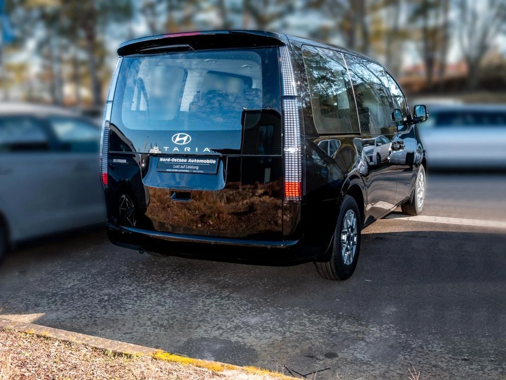 Hyundai-Staria-image-3