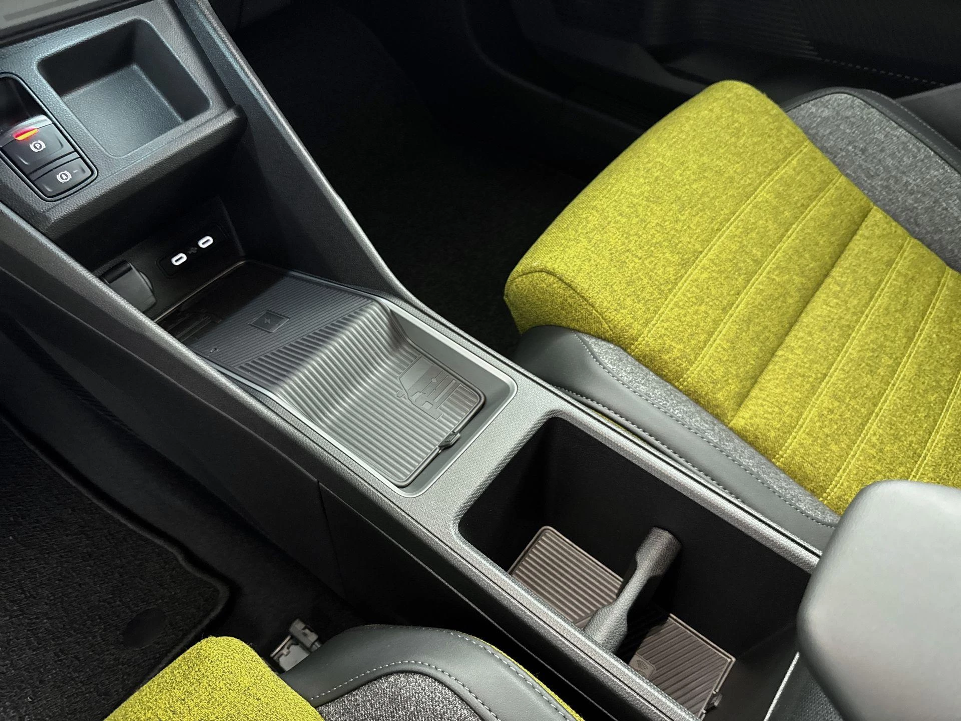 Renault-5-image-13