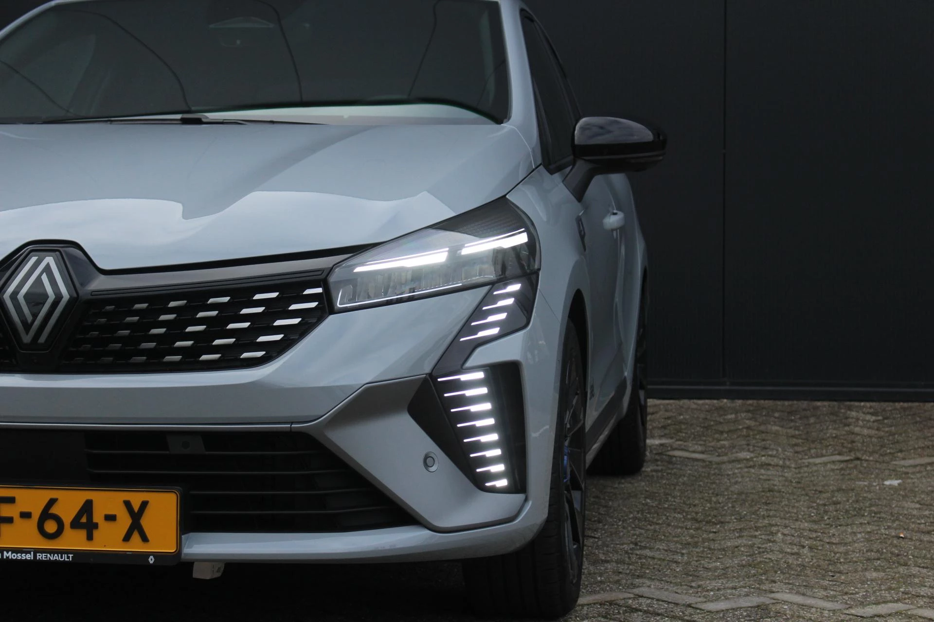 Renault-Clio-image-10