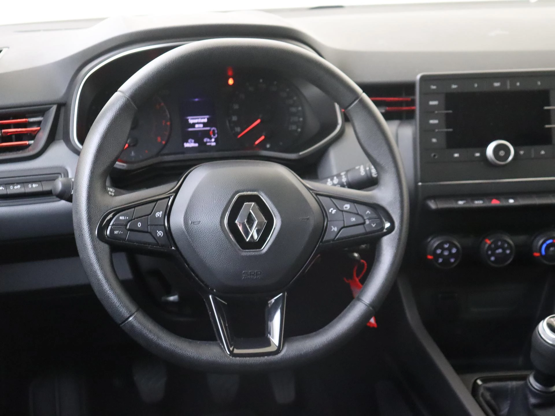 Renault-Clio-image-9
