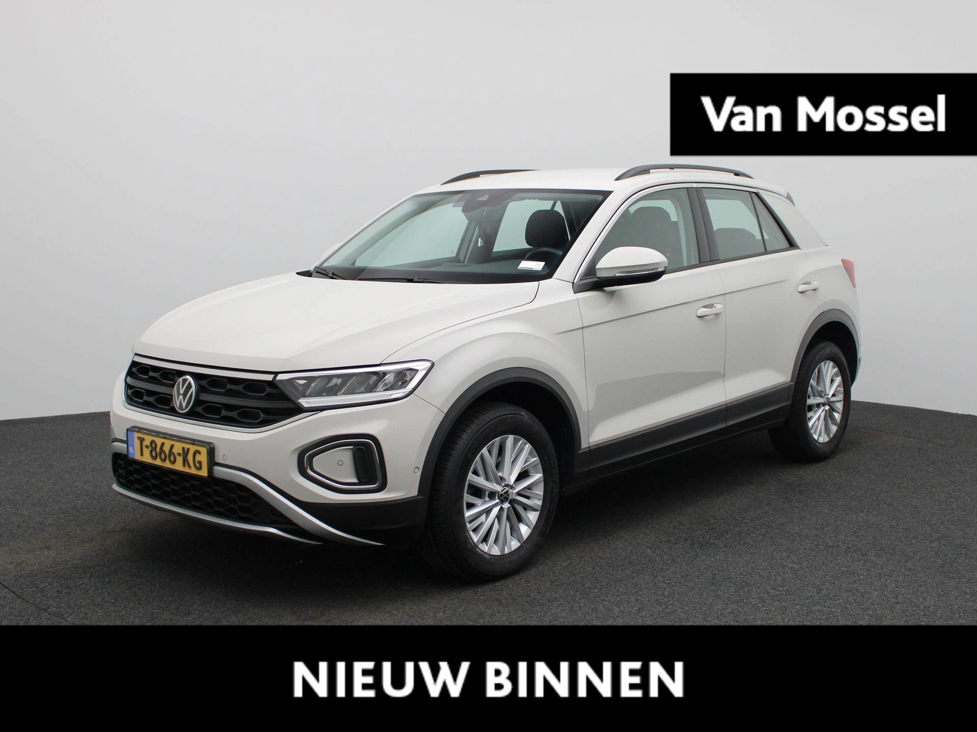 Volkswagen-T-Roc-image-0