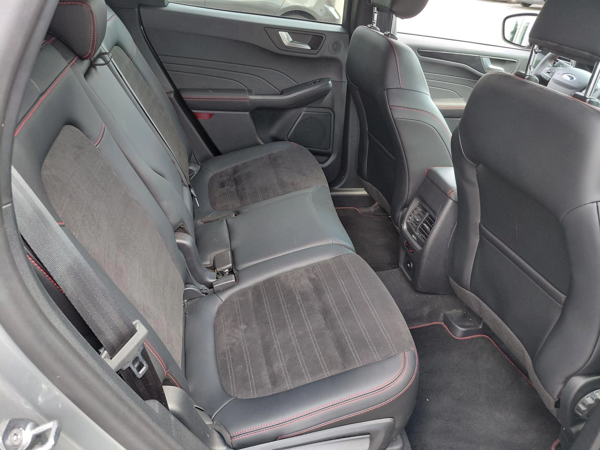 Ford Kuga ST Line X - Trekhaak - Elektrische zetels
