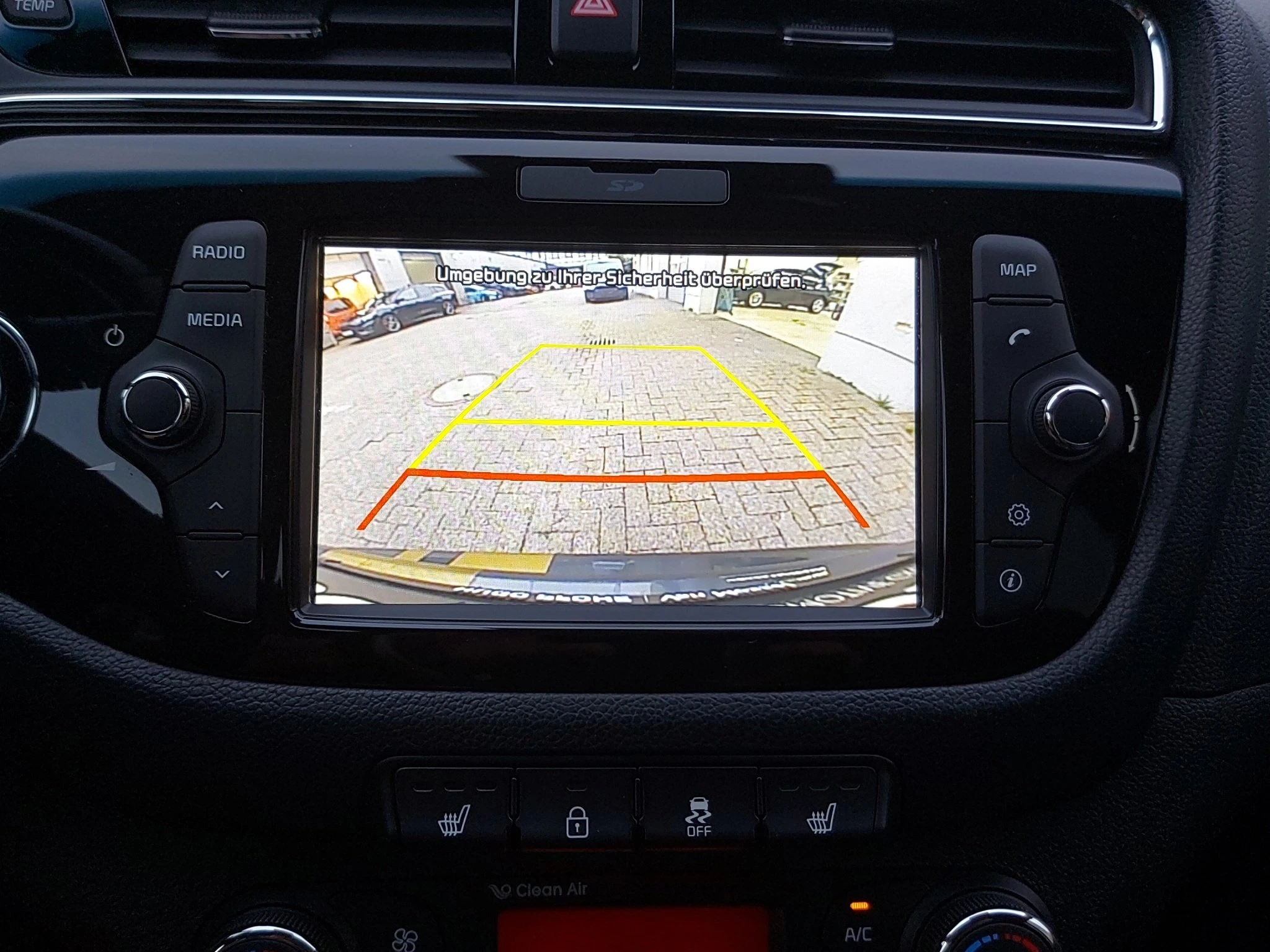 Kia-Ceed Sportswagon-image-24