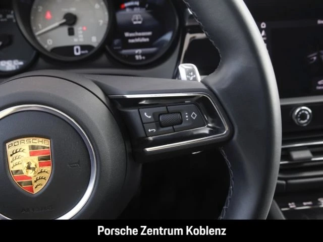 Porsche-Macan-image-17