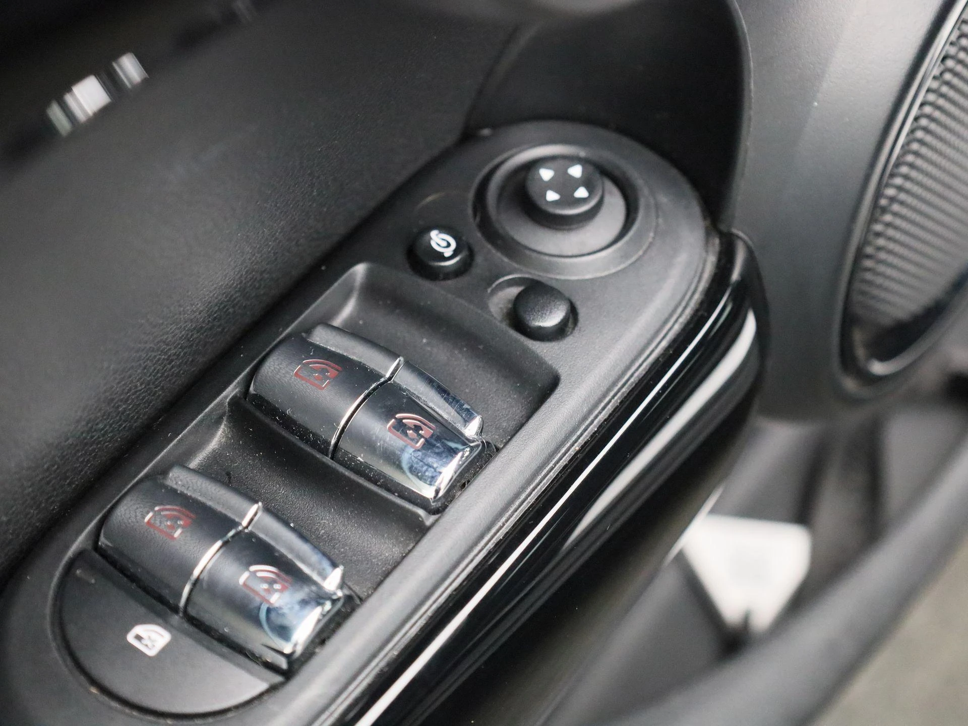 MINI-Cooper-image-27