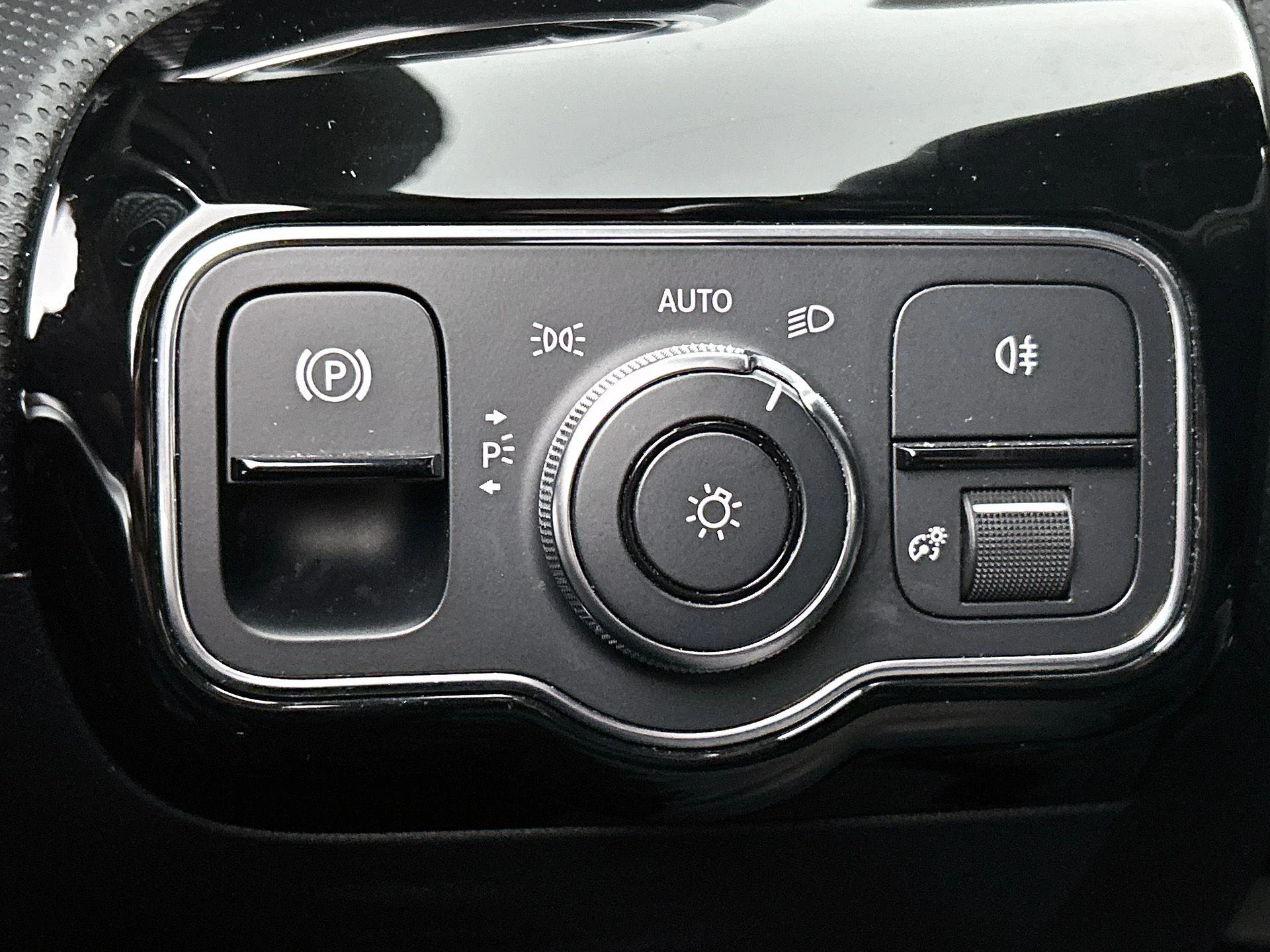 Mercedes-Benz-A-Klasse-image-27