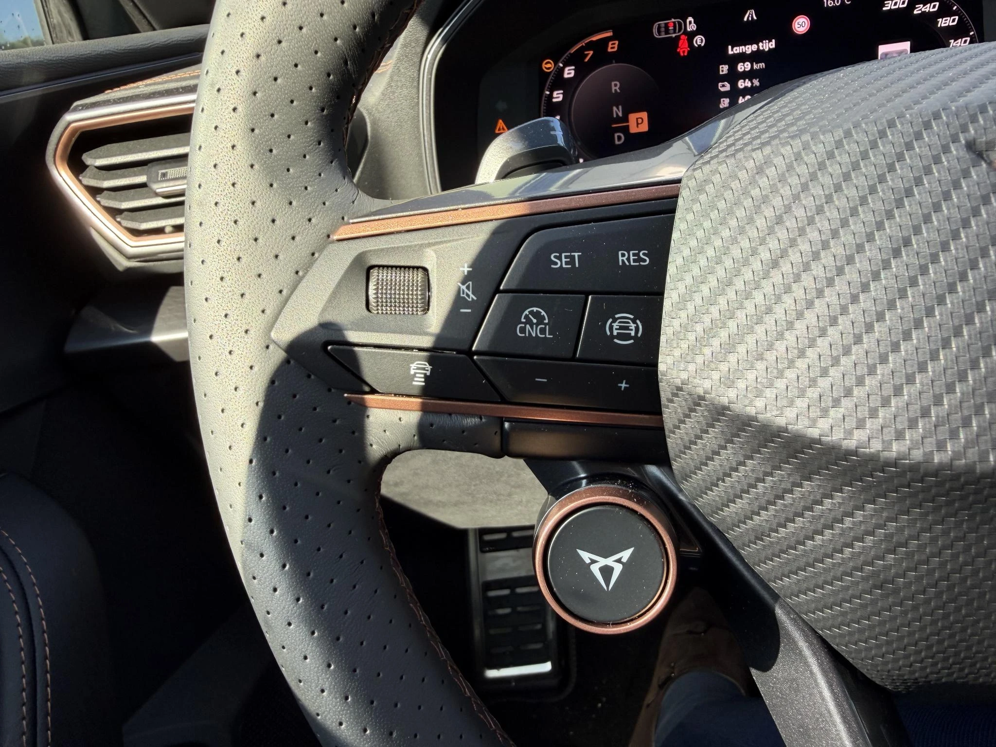 CUPRA-Leon-image-11