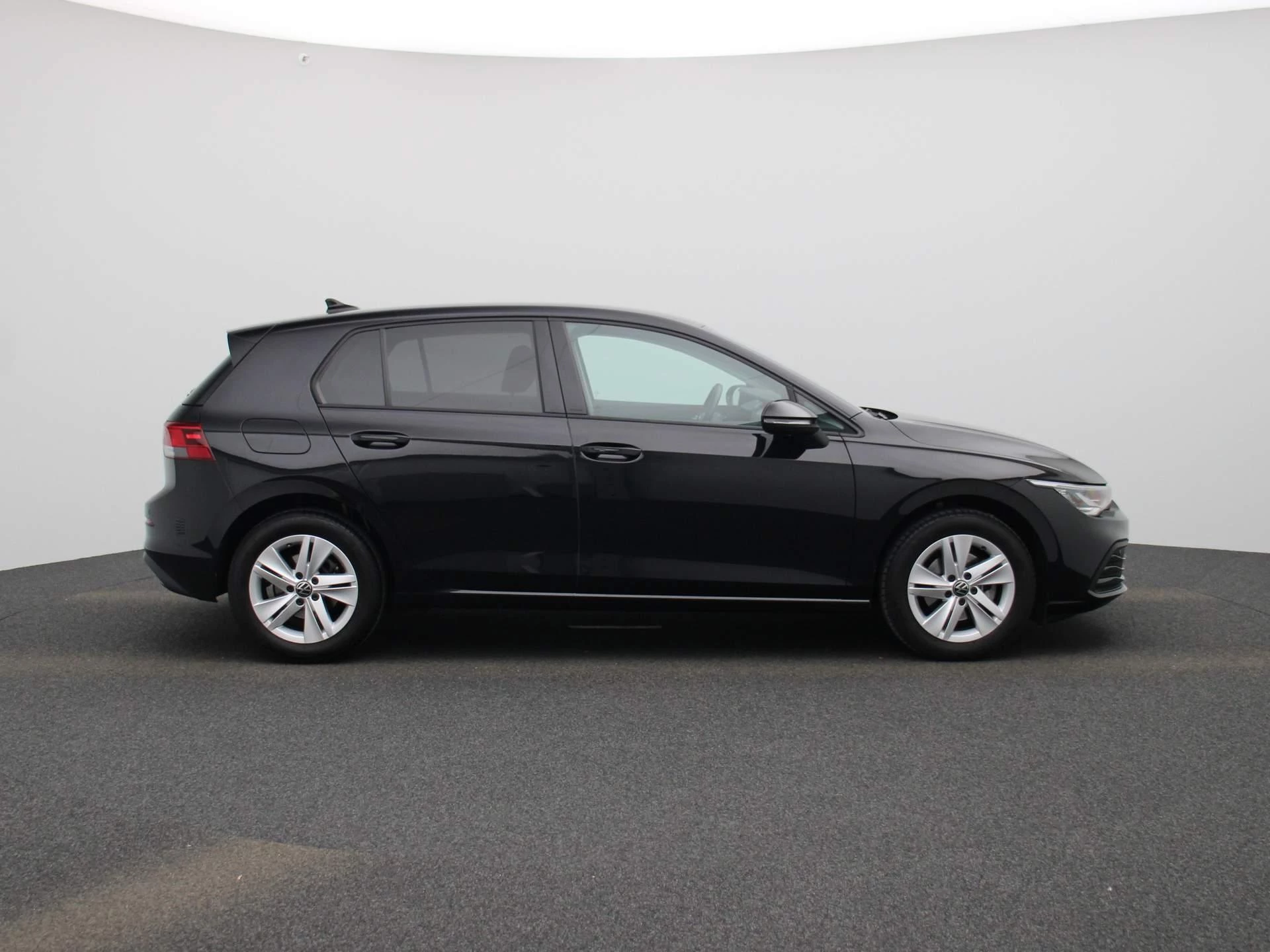 Volkswagen Golf 1.0 TSI Life Business 110 PK