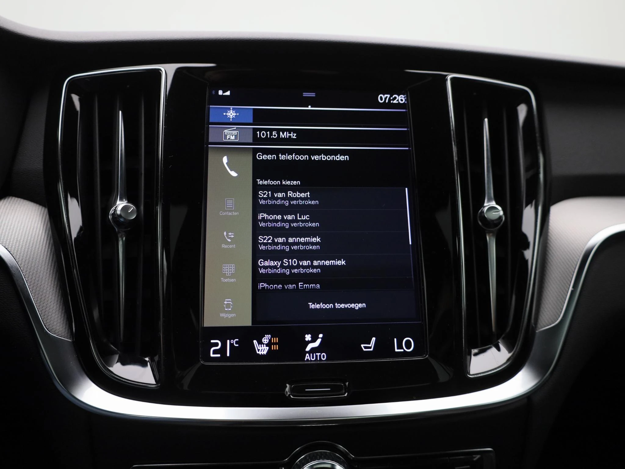 Volvo-V60-image-26