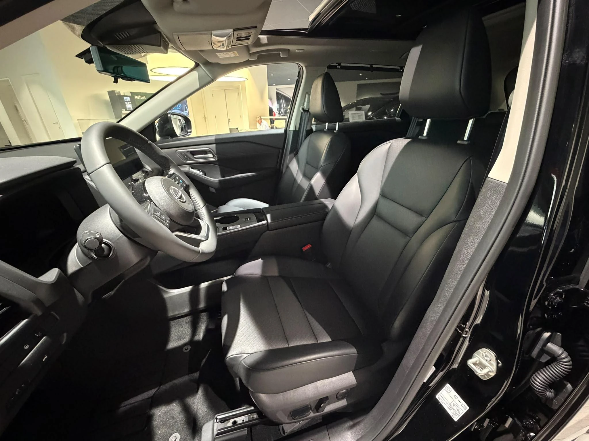 Nissan-X-Trail-image-4