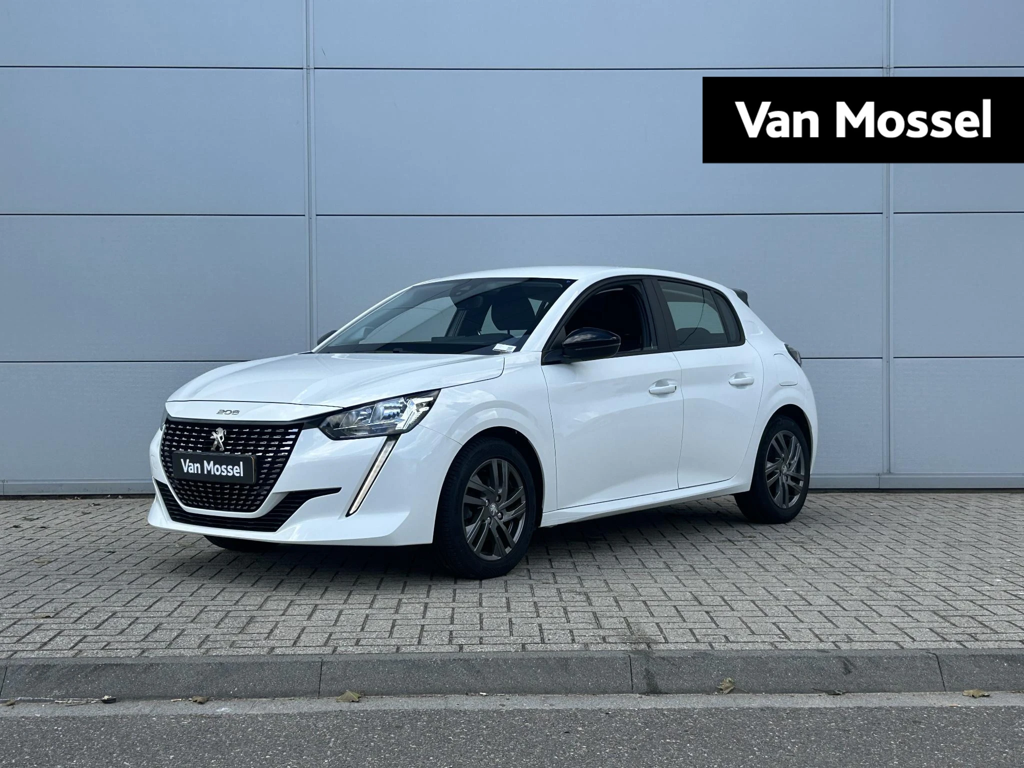 Peugeot-208-image-0
