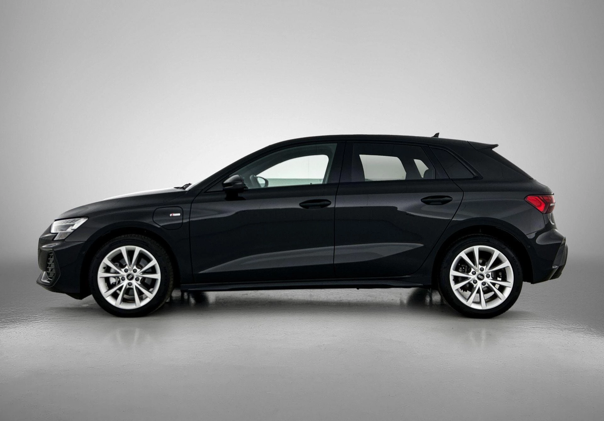 Audi A3 Sportback 40 TFSI e S edition 204 PK