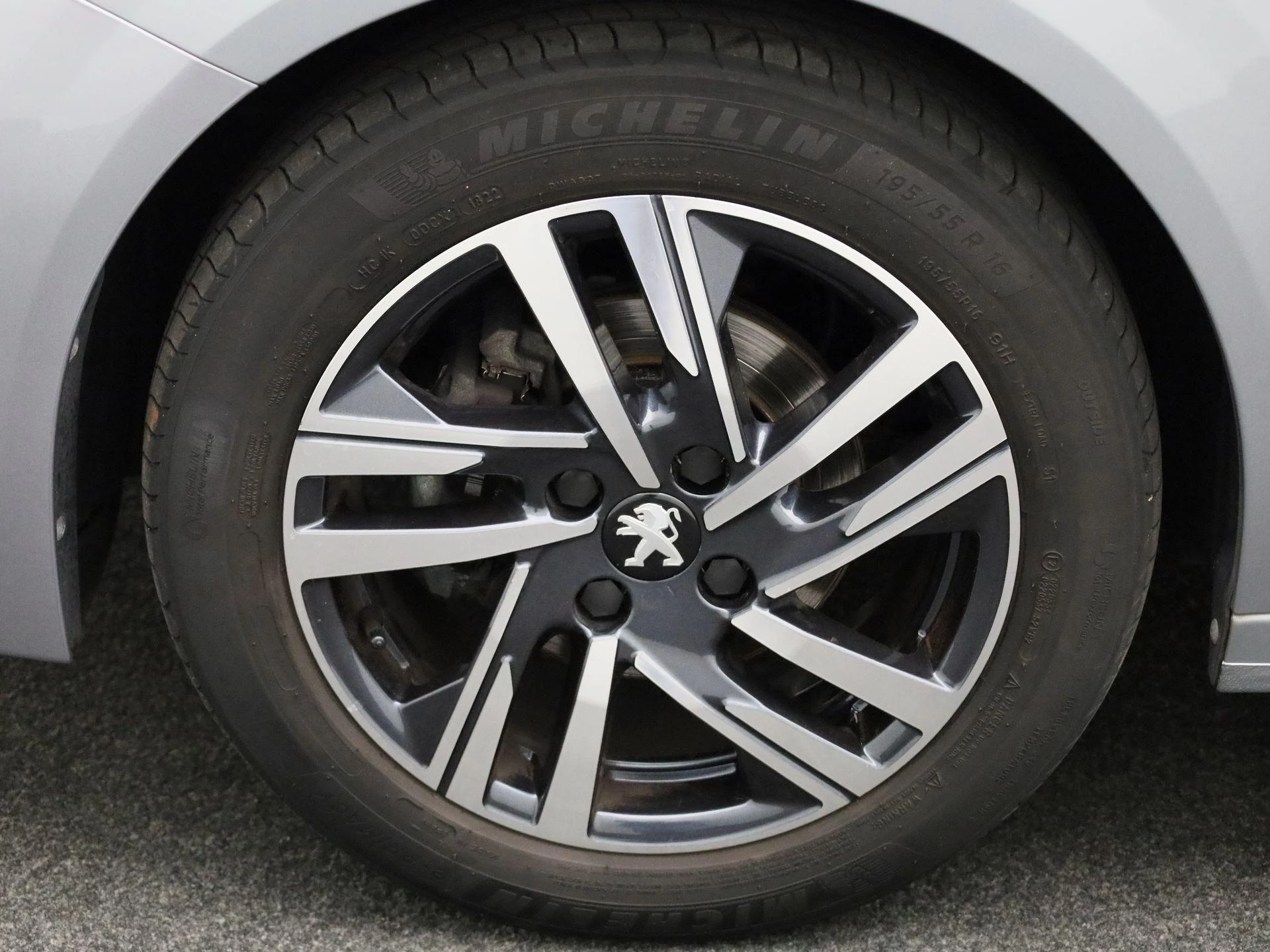Peugeot 208 1.2 PureTech Allure