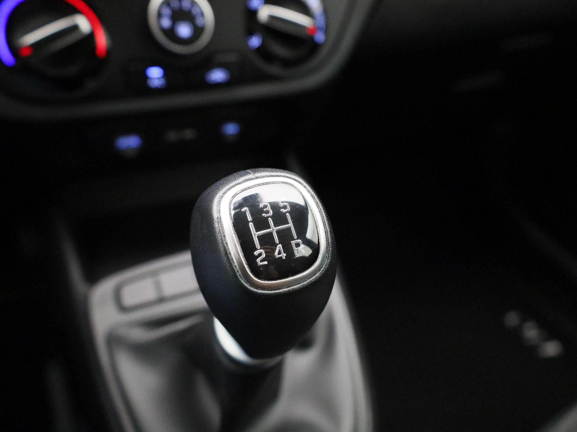 Hyundai-i10-image-22